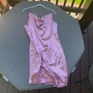 Satin pink dress size XXL never worn